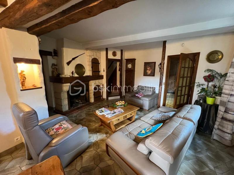 Maison - 250 m² - 10 pièces