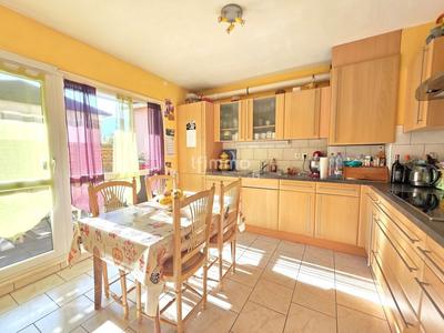 Appartement - 81 m² - 4 pièces