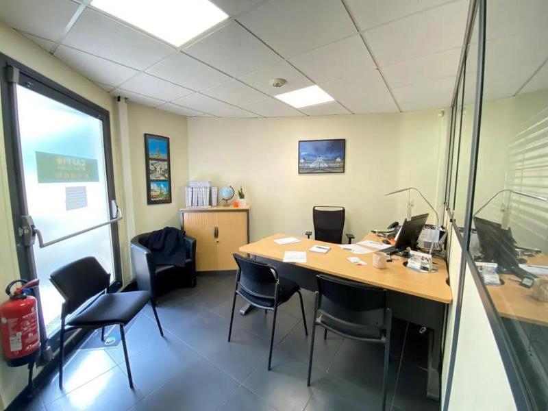 Bureau - 291 m²
