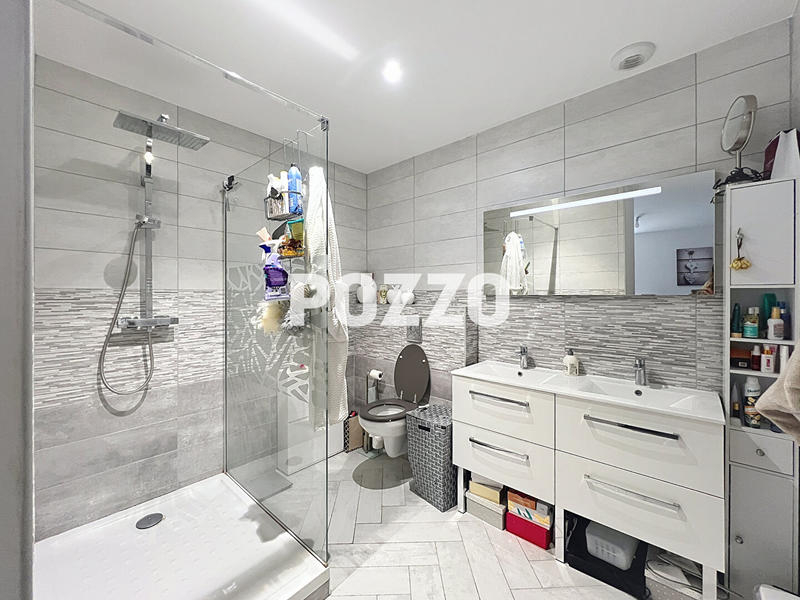 Maison - 104 m² - 5 pièces