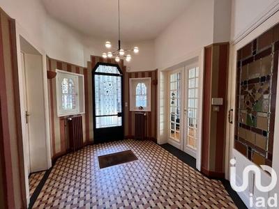 Maison - 205 m² - 5 pièces