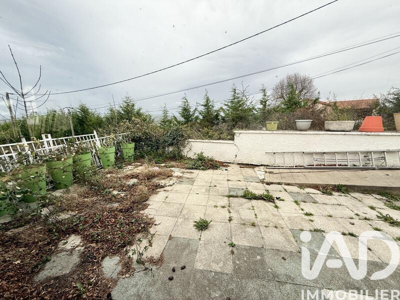 Maison - 349 m² - 5 pièces