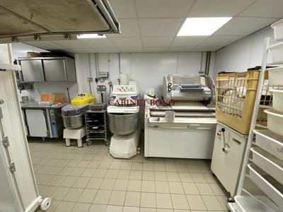 Fonds de commerce - 200 m²