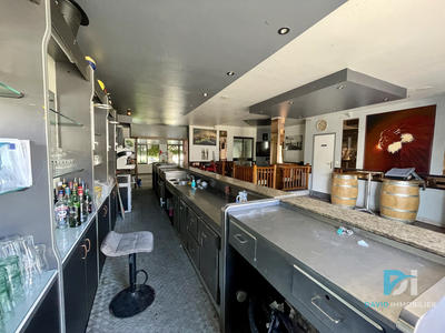 Immeuble - 219 m² - 4 pièces