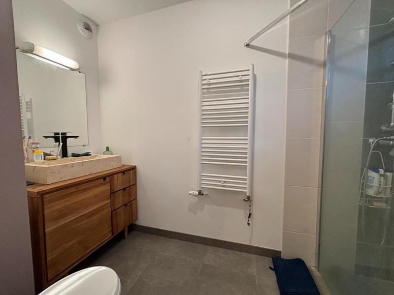 Appartement - 94 m² - 5 pièces