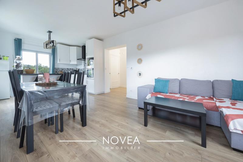 Appartement - 90 m² - 4 pièces