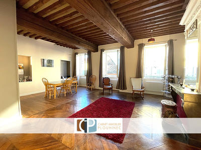 Appartement - 90 m² - 3 pièces