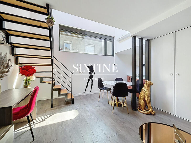 Loft - 47 m² - 2 pièces