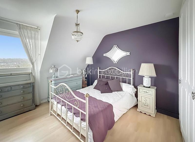 Maison - 175 m² - 7 pièces