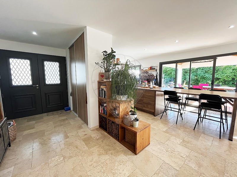 Maison - 143 m² - 6 pièces