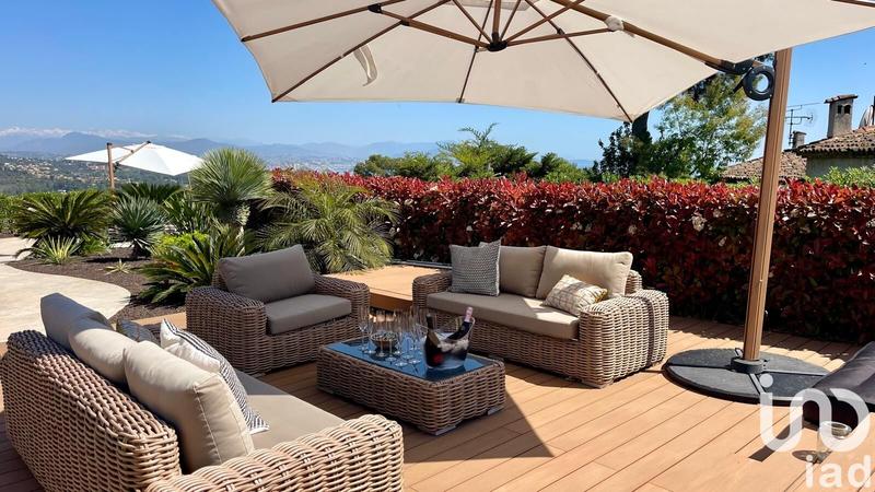 Maison - 192 m² - 6 pièces