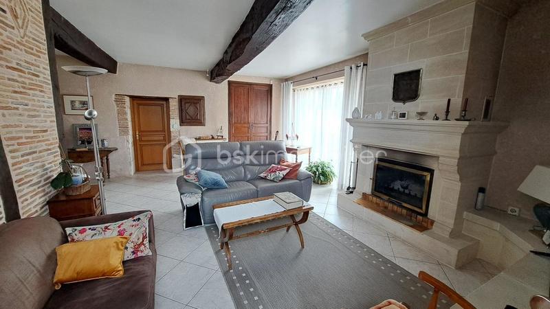 Corps de ferme - 170 m² - 8 pièces