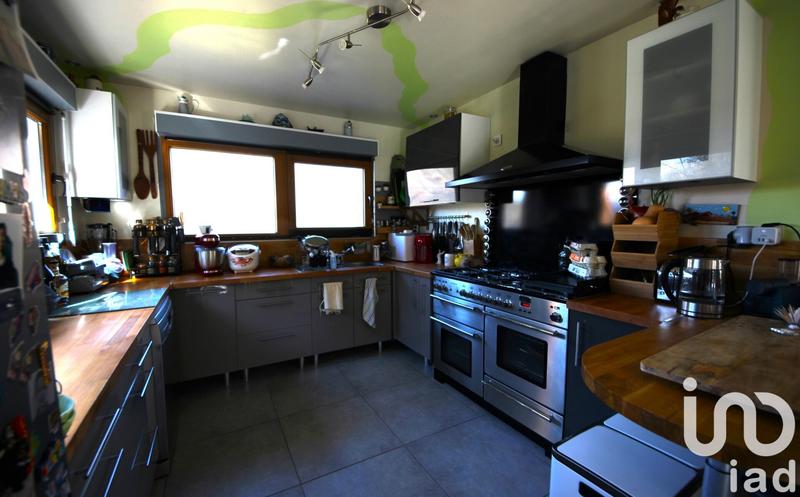 Maison de maîtres - 121 m² - 6 pièces