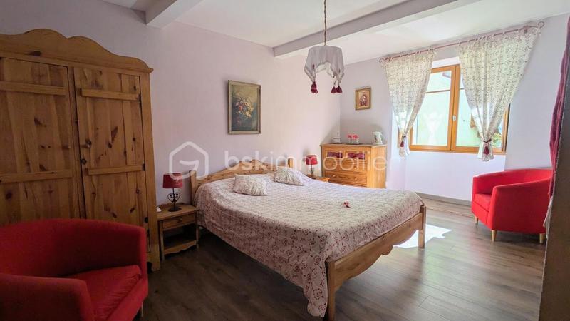 Corps de ferme - 412 m² - 14 pièces