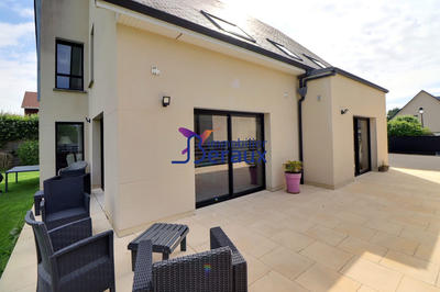 Maison contemporaine - 200 m² - 7 pièces