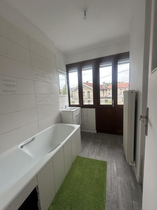 Maison - 137 m² - 7 pièces