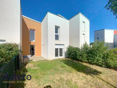 Maison - 88 m² - 4 pièces
