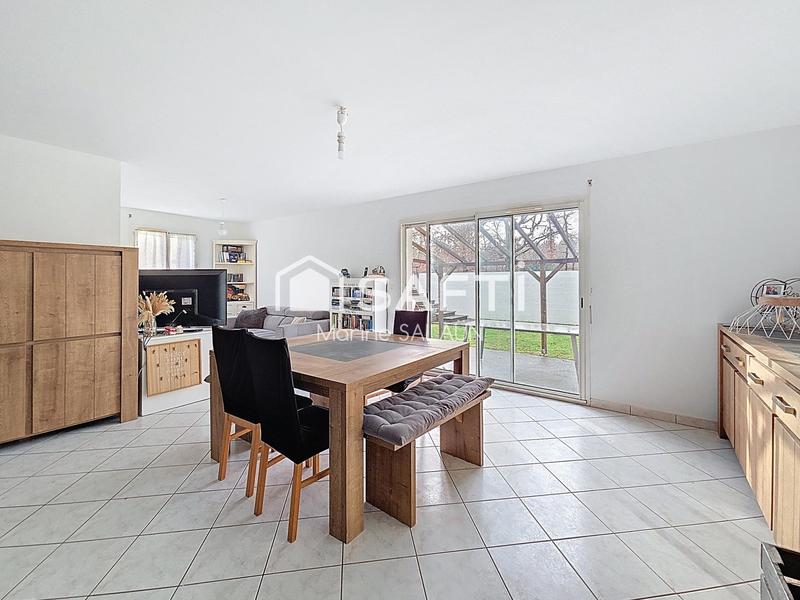 Maison - 102 m² - 5 pièces