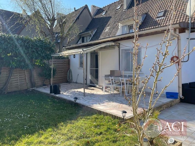 Maison - 125 m² - 6 pièces