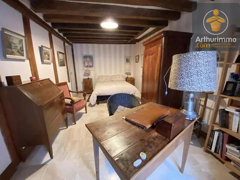 Maison - 343 m² - 12 pièces