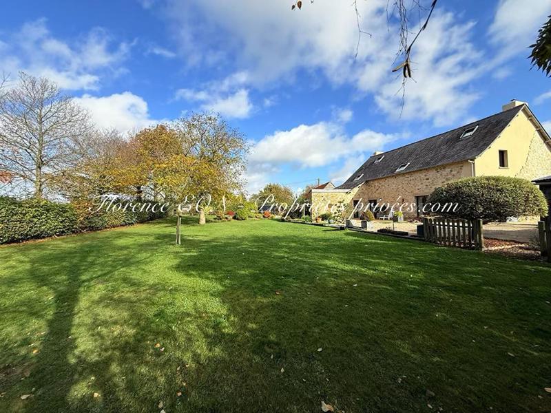 Maison - 218 m² - 5 pièces