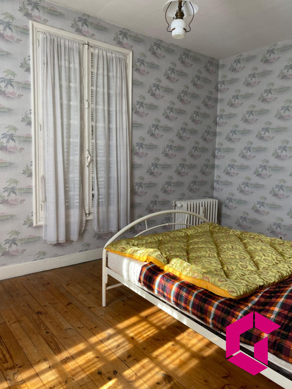 Maison - 150 m² - 7 pièces