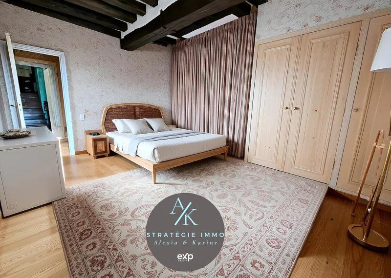 Maison - 163 m² - 7 pièces