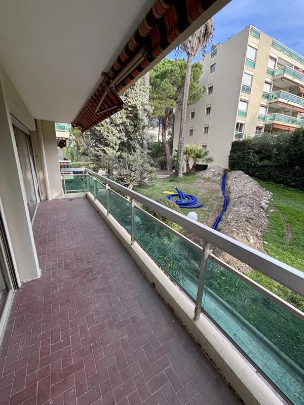 Appartement - 95 m² - 4 pièces