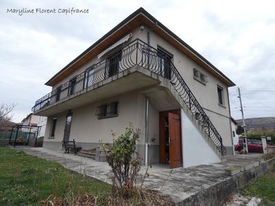 Maison - 173 m² - 5 pièces