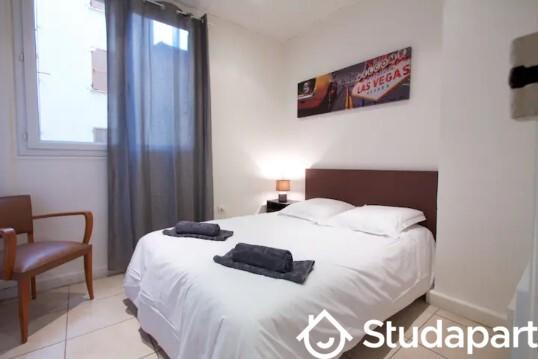 Chambre - 10 m² - 1 pièce