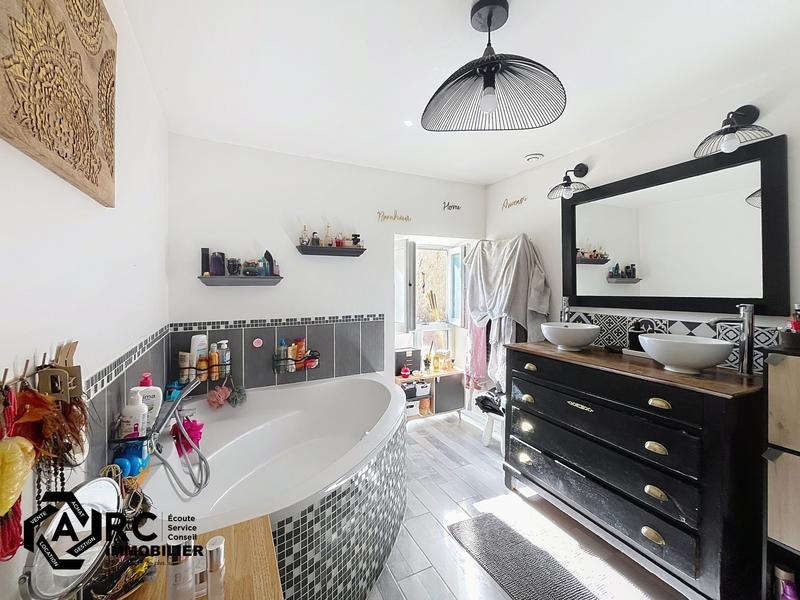 Maison - 119 m² - 5 pièces