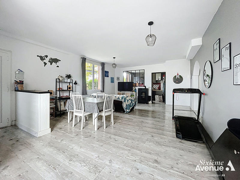 Appartement - 95 m² - 5 pièces