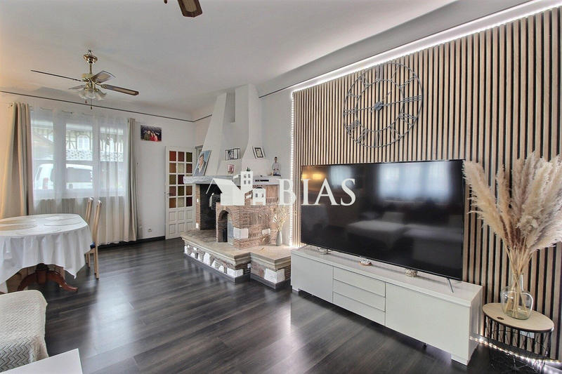 Maison - 163 m² - 6 pièces