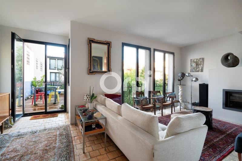 Maison - 205 m² - 7 pièces