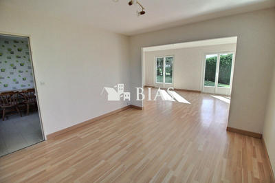 Maison - 152 m² - 6 pièces