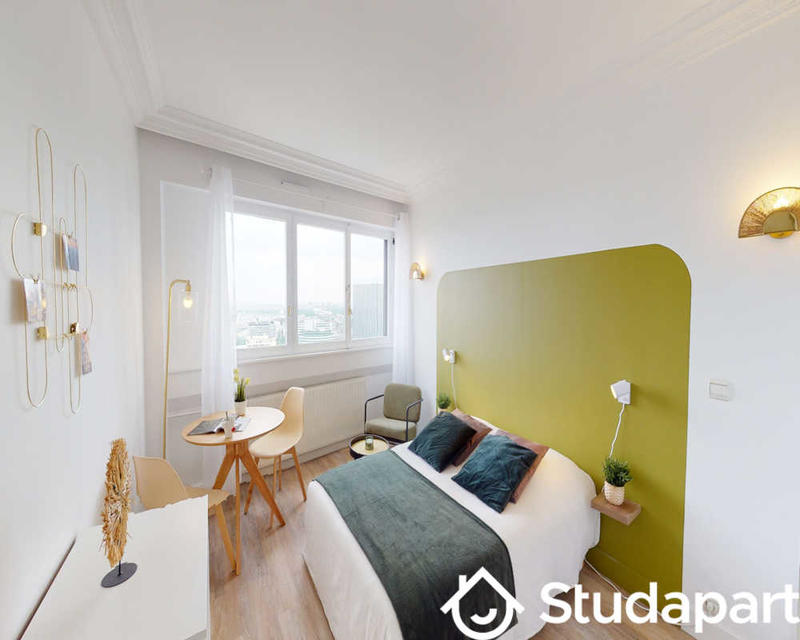 Chambre - 110 m² - 1 pièce