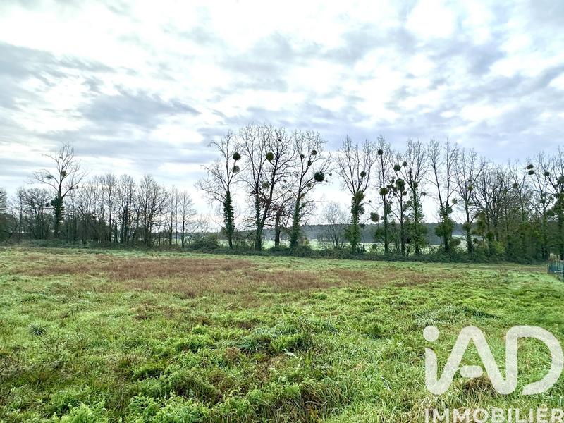 Terrain - 1 836 m²