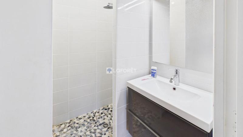 Maison - 92 m² - 5 pièces