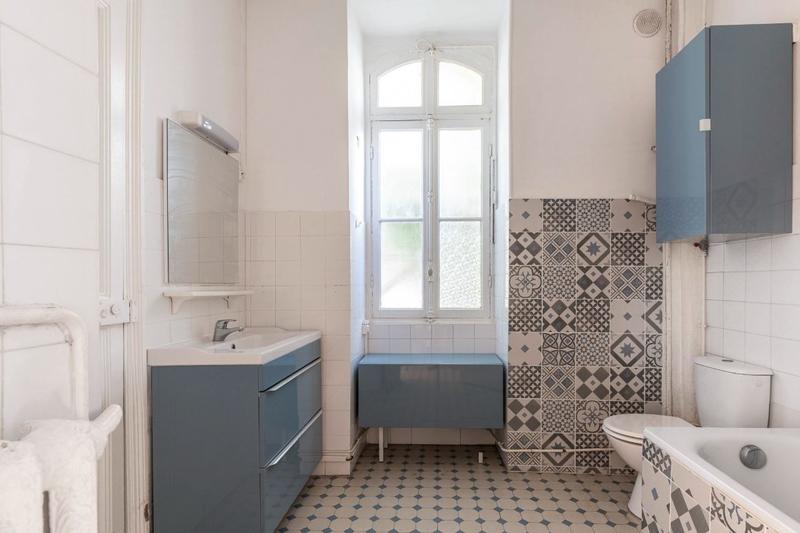 Appartement - 136 m² - 6 pièces