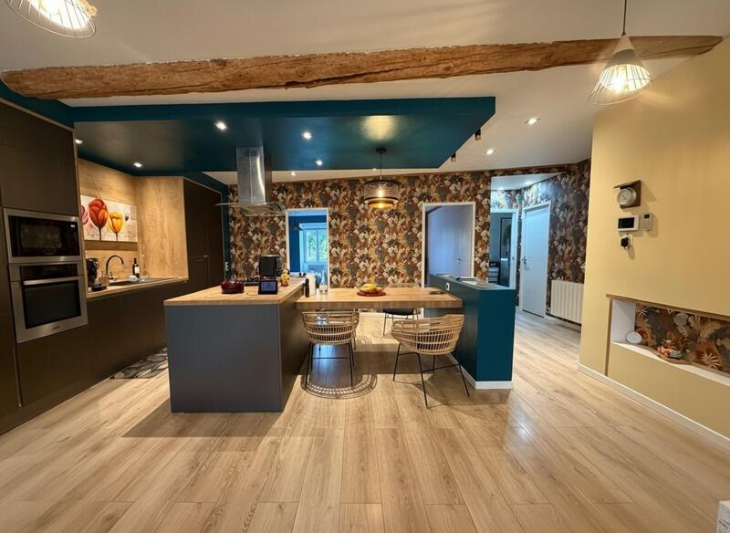 Maison - 102 m² - 3 pièces