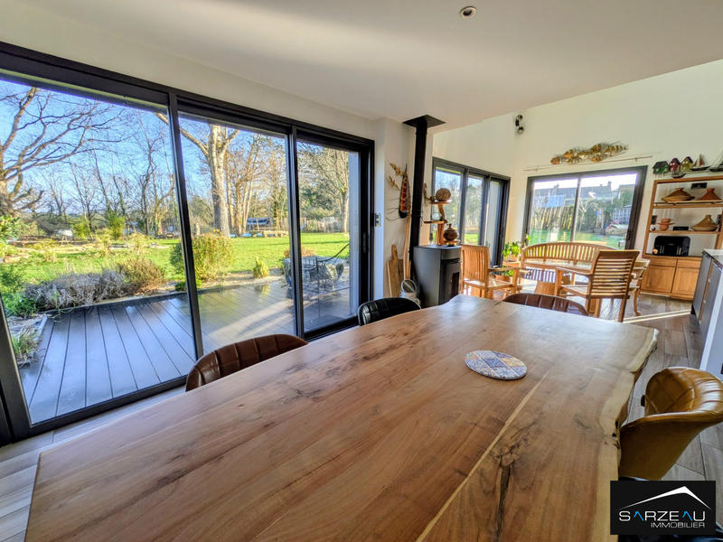 Maison - 110 m² - 4 pièces