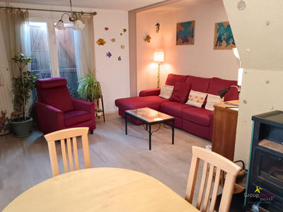 Maison - 96 m² - 5 pièces