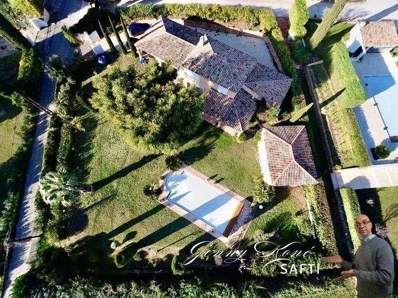 Maison - 184 m² - 7 pièces