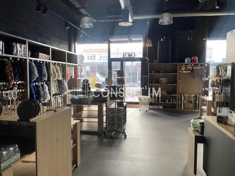 Local commercial - 120 m²