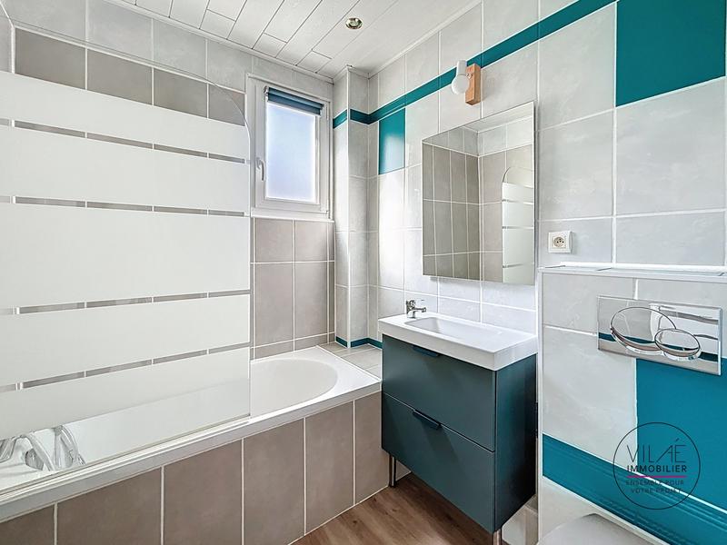 Maison - 100 m² - 4 pièces