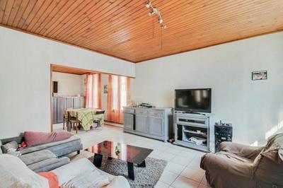 Maison - 170 m² - 8 pièces