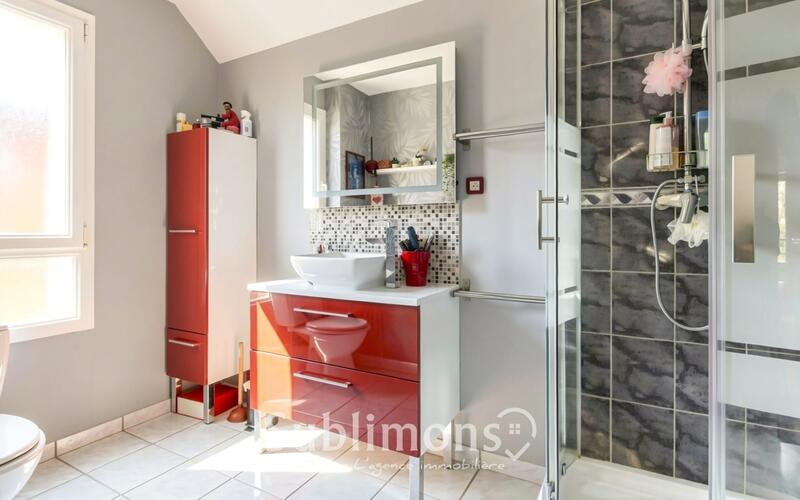 Maison - 82 m² - 4 pièces