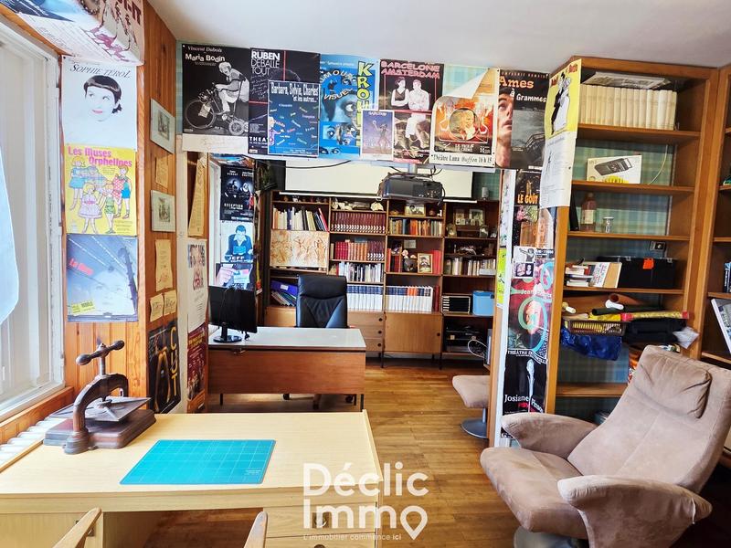 Maison - 265 m² - 12 pièces