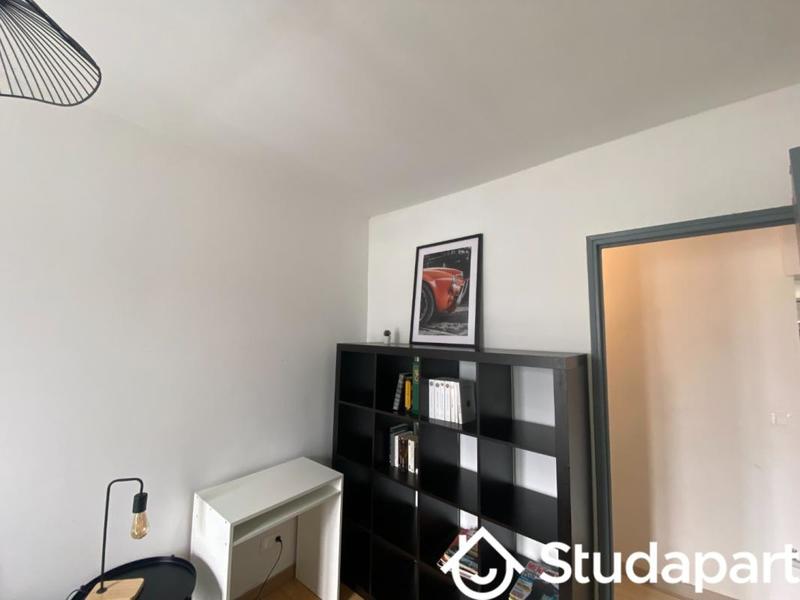 Chambre - 12 m² - 1 pièce