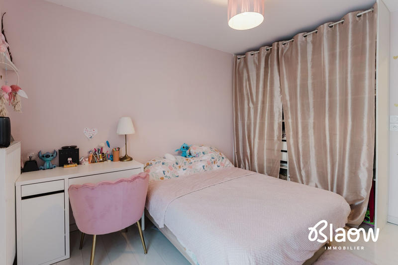 Appartement - 83 m² - 4 pièces